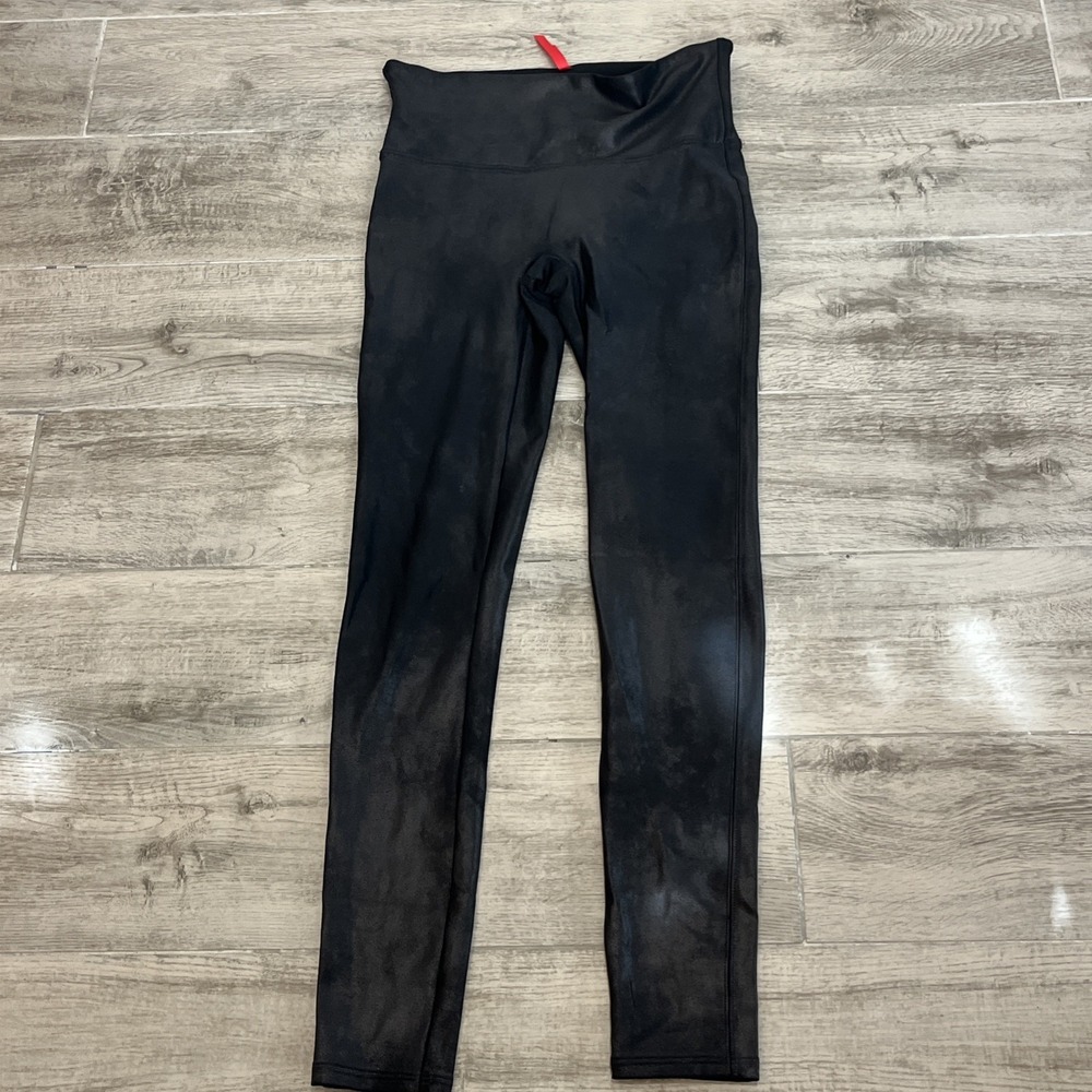 Spanx Women's High Waist Black Faux Leather Leggings Shiny Size Medium